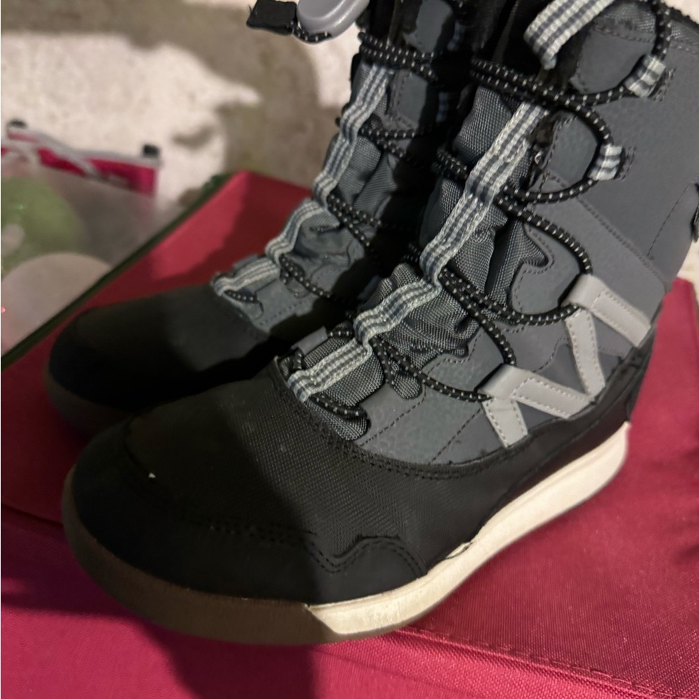 Merrell winter boots - Picture 3 of 5